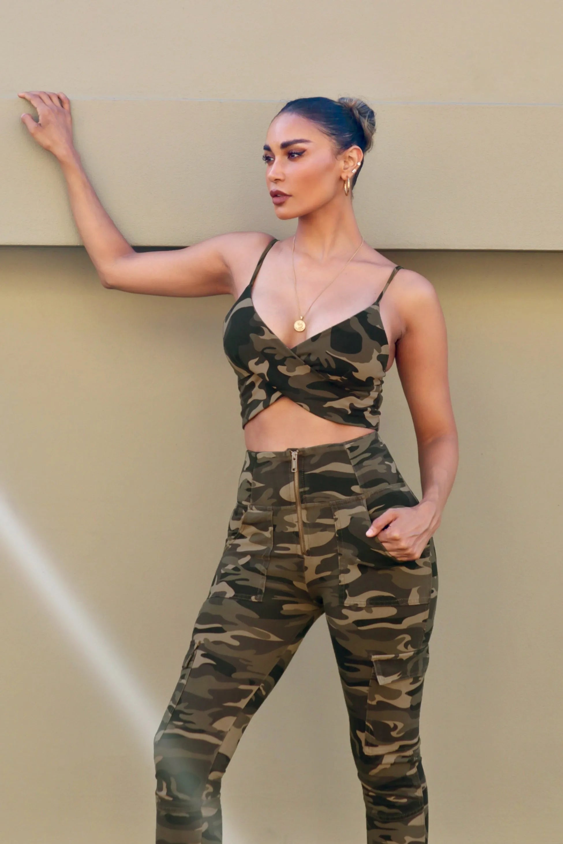 WR.UP® Cargo Fashion - High Waisted - 7/8 Length - Brown Camo 1