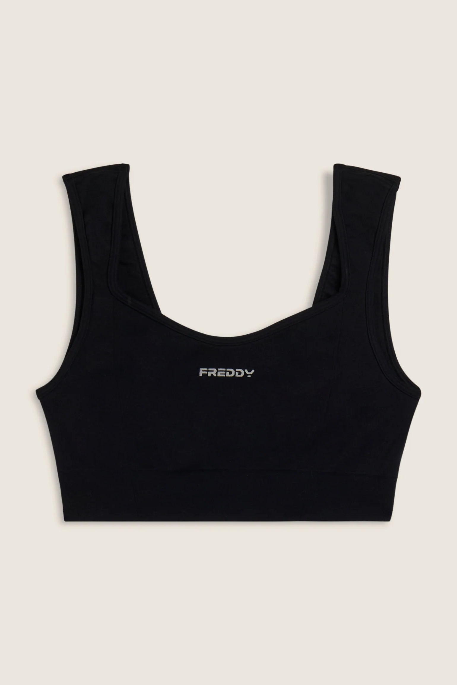Sporty top with sweetheart neckline and light support 1