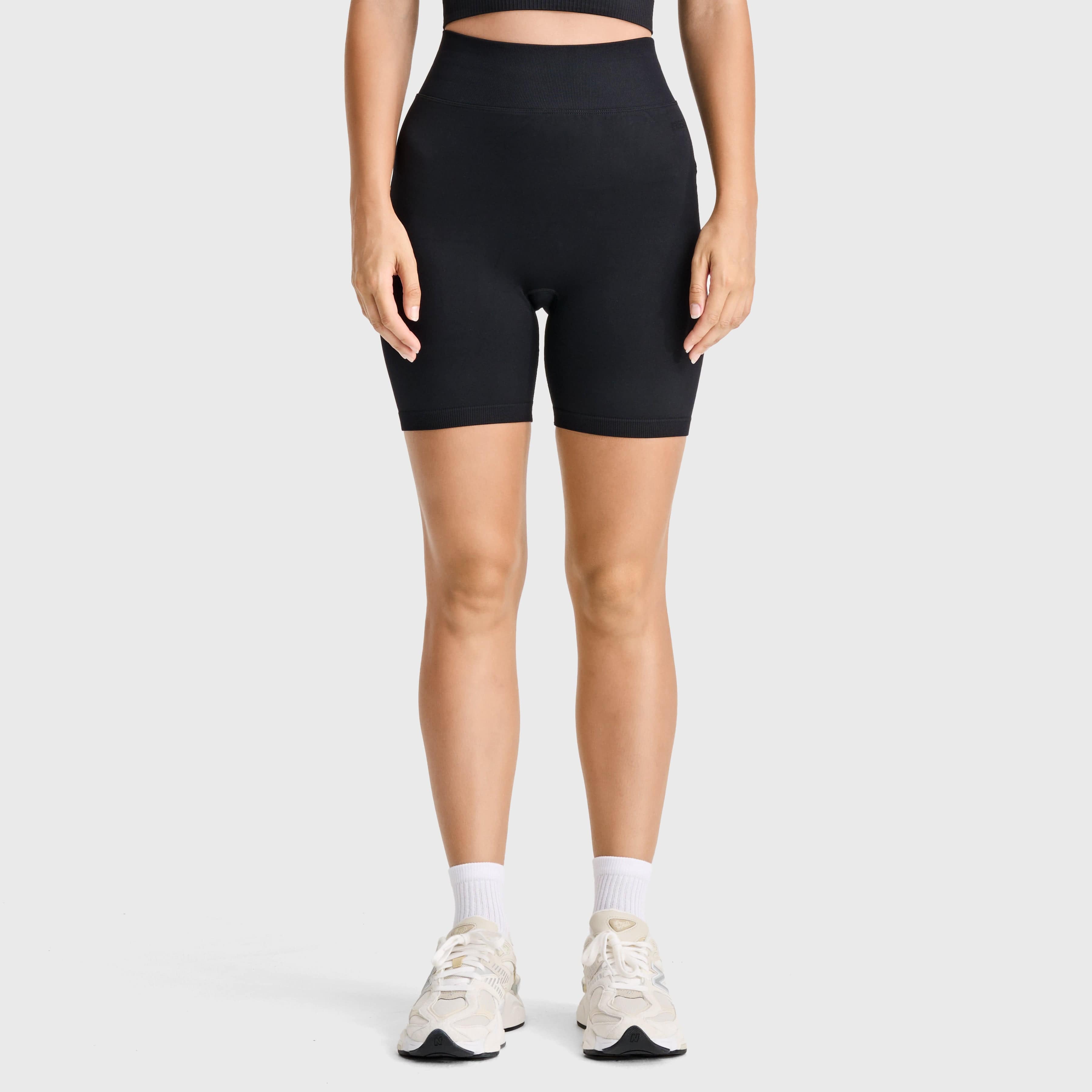 Seamless Biker Shorts - High Waisted - Black 3