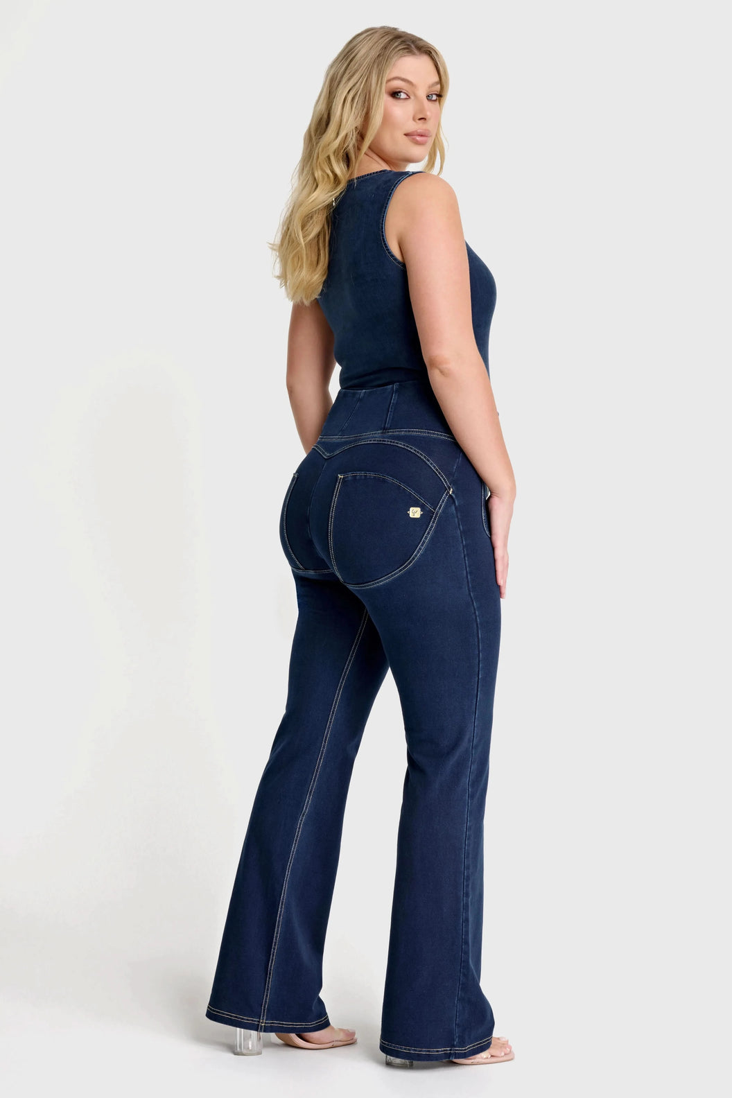 WRUP Denim with Front Pockets - Super High Waisted - Flare - Dark Blue + Beige Stitching