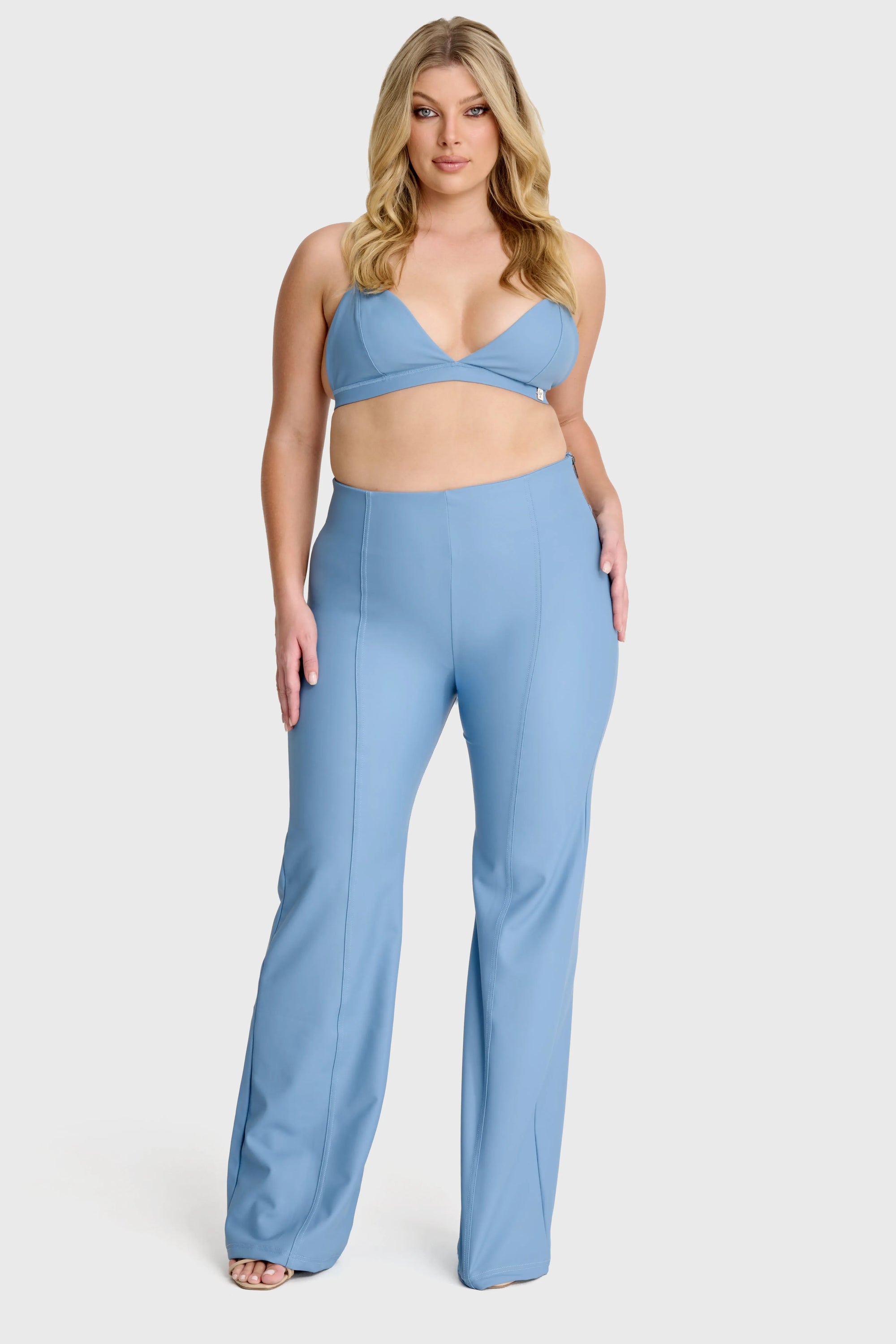 WRUP Faux Leather - Super High Waisted - Super Flare - Baby Blue 2
