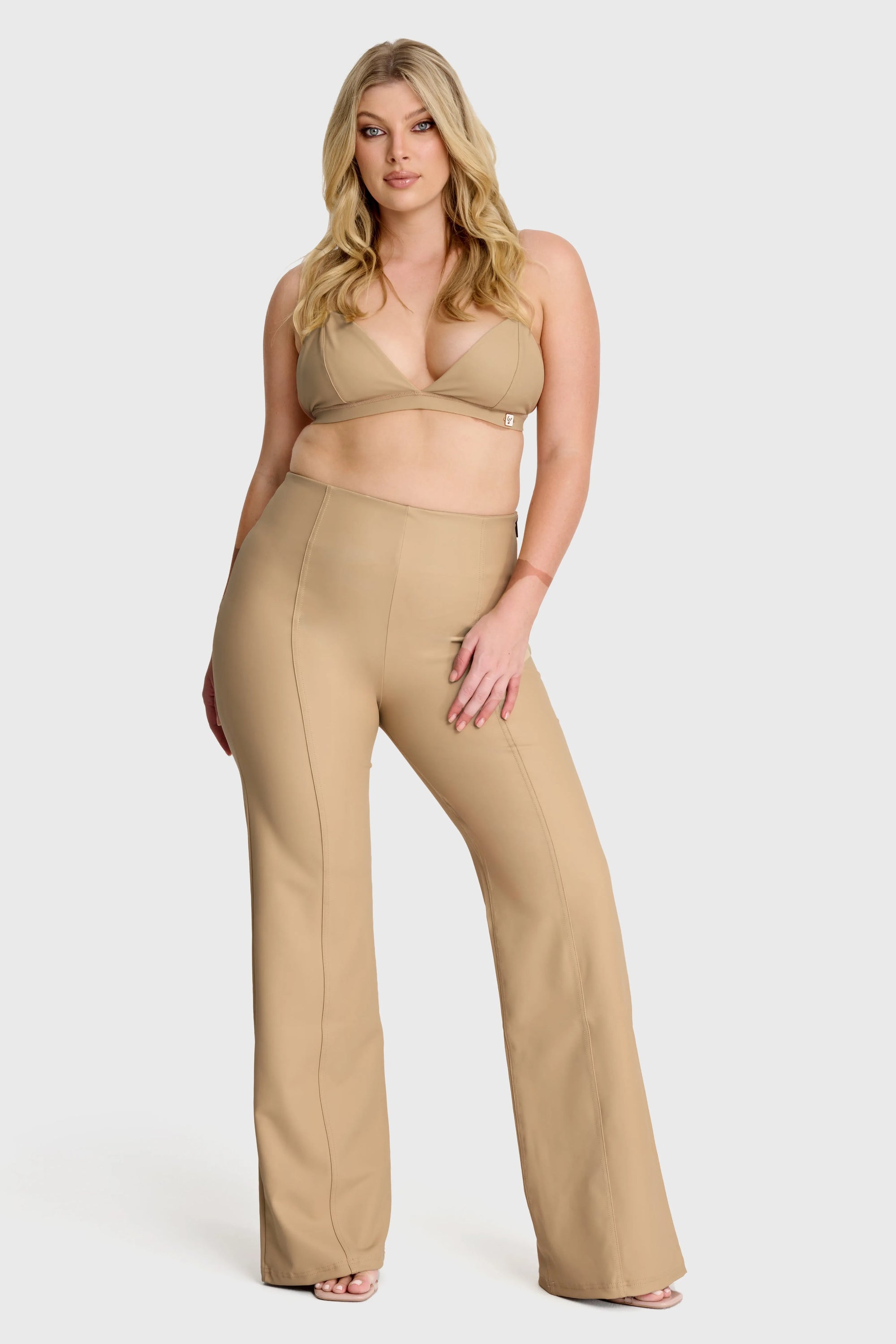 WRUP Faux Leather - Super High Waisted - Super Flare - Sand 2