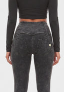 WRUP Garment Dyed Fashion - High Waisted - Full Length - Black