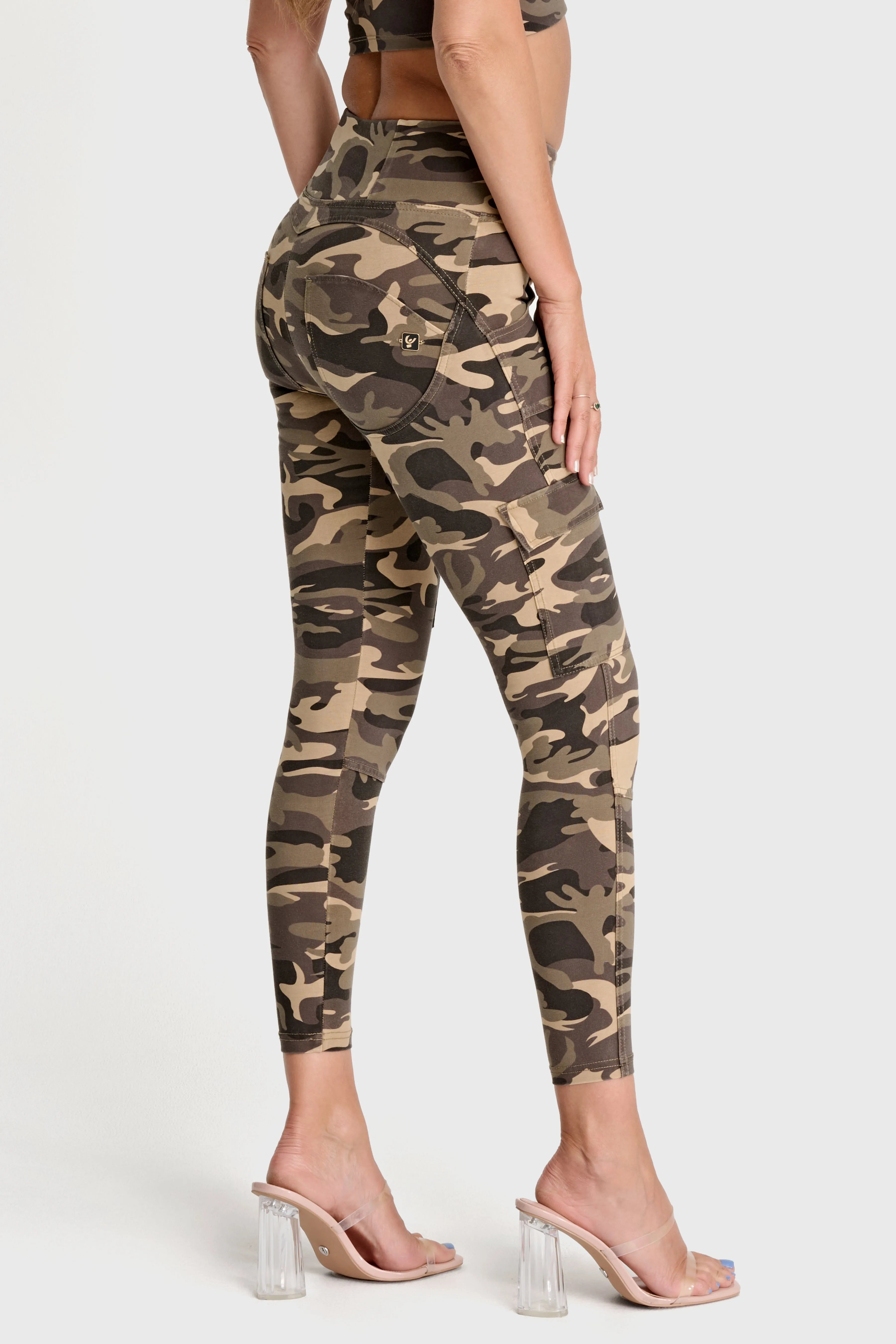 WR.UP® Cargo Fashion - High Waisted - 7/8 Length - Brown Camo 2