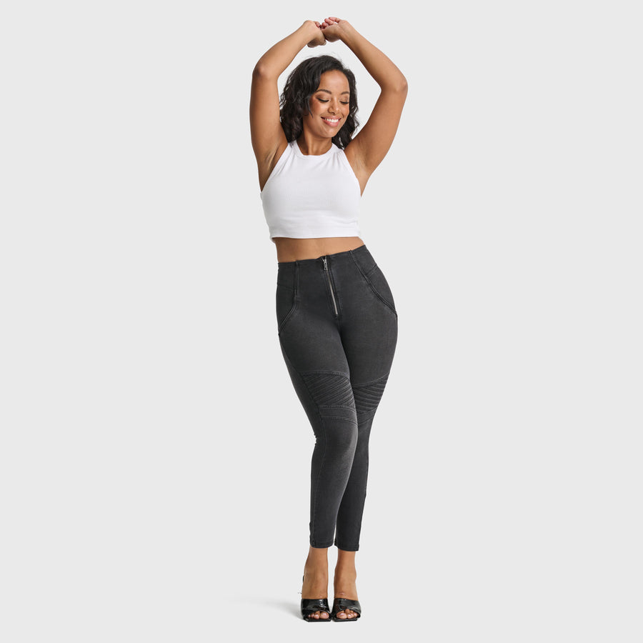 Size XL | 14-Model is 178cm