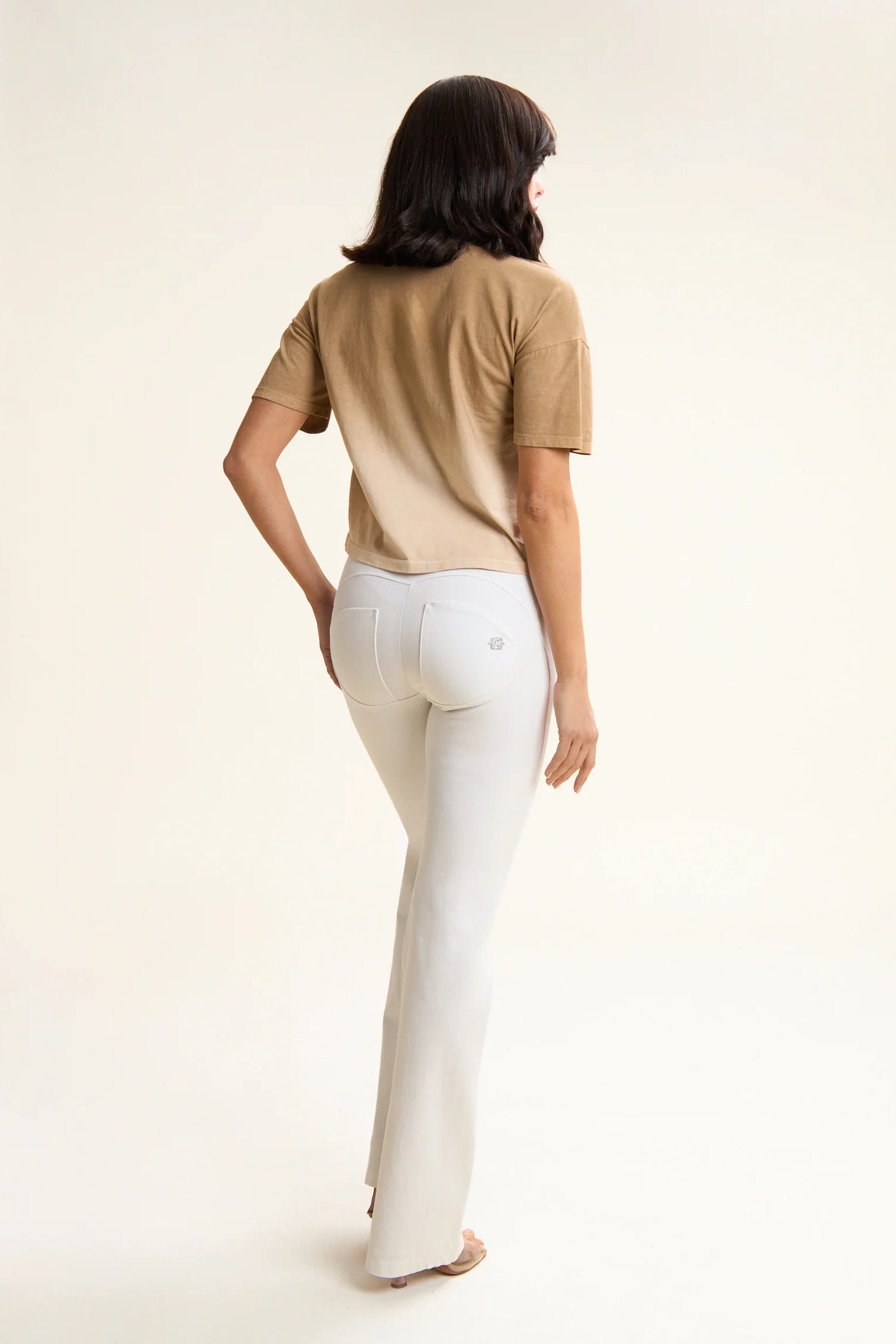 WRUP SNUG Jeans - High Waisted - Flare Length - White 2