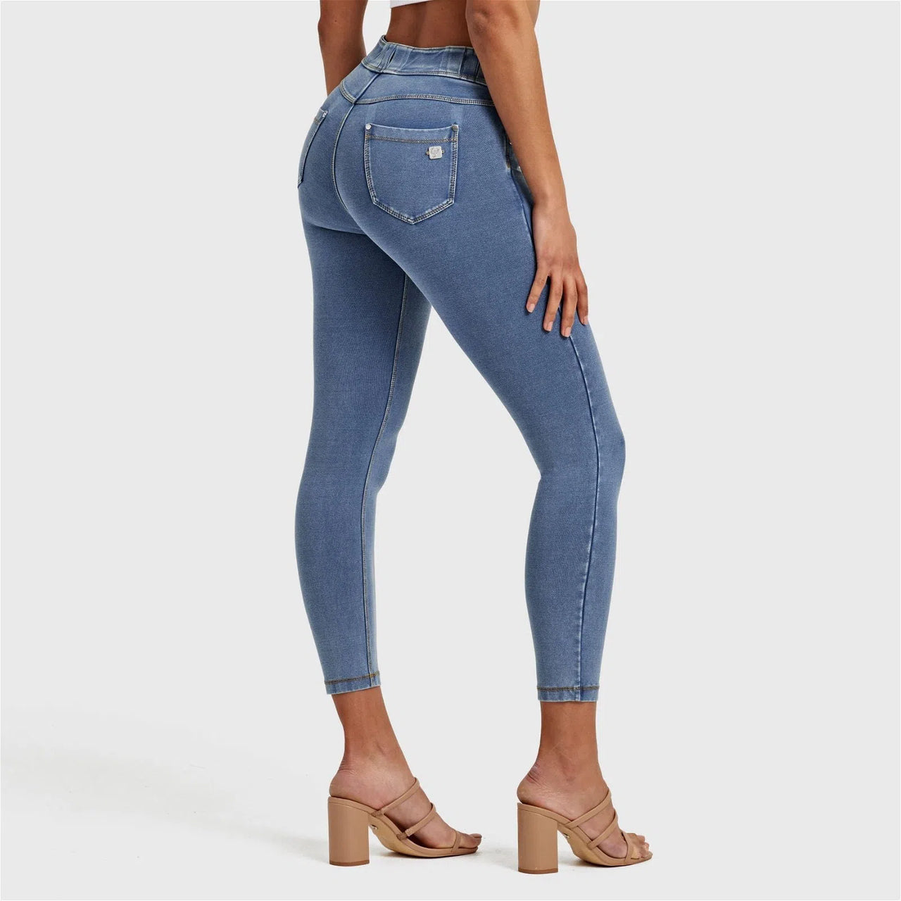 MUA 2022 7/8 Length Denim Pants