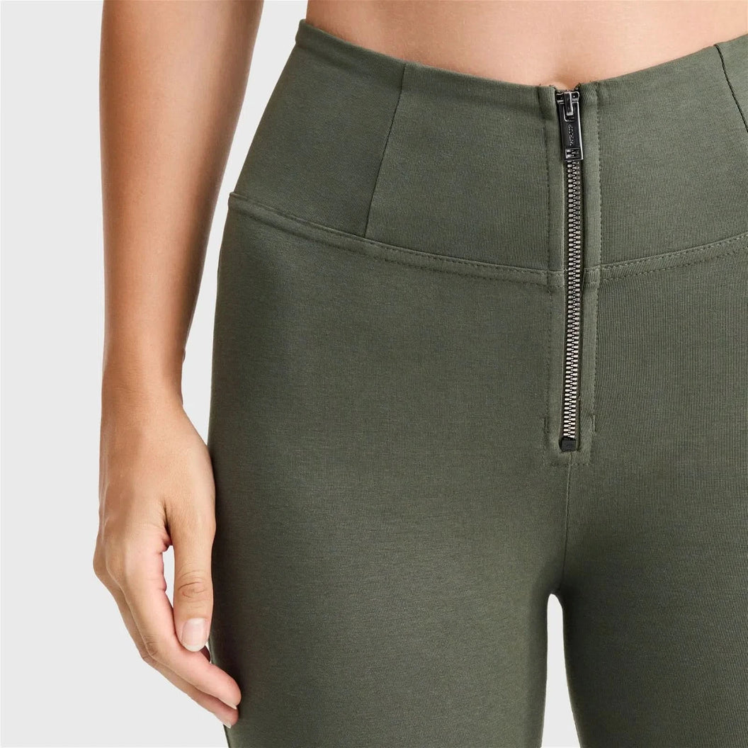 WRUP Cargo Fashion - High Waisted - 7/8 Length - Military Green