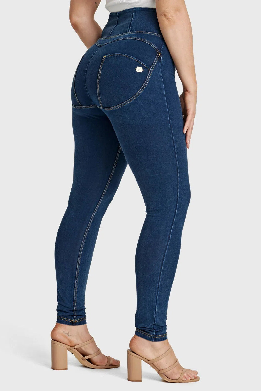 WRUP Curvy Denim - Zip High Waisted - Full Length - Dark Blue + Yellow Stitching 1