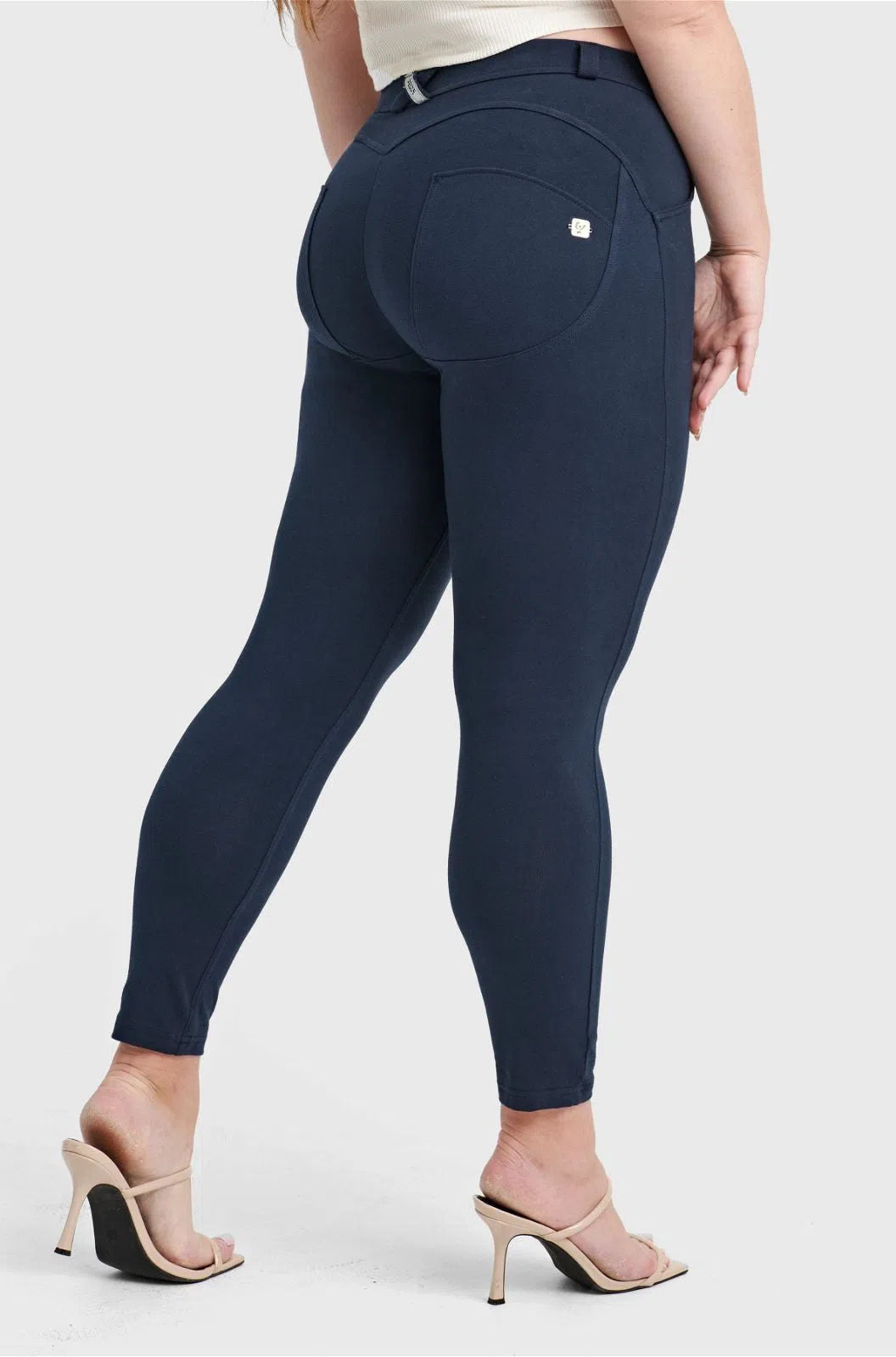WRUP Curvy Fashion - High Waisted - 7/8 Length - Navy Blue