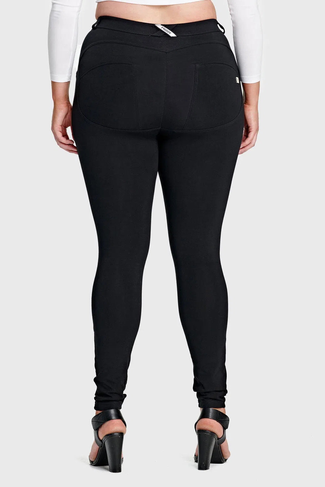 WRUP Curvy Fashion - High Waisted - Full Length - Black 3