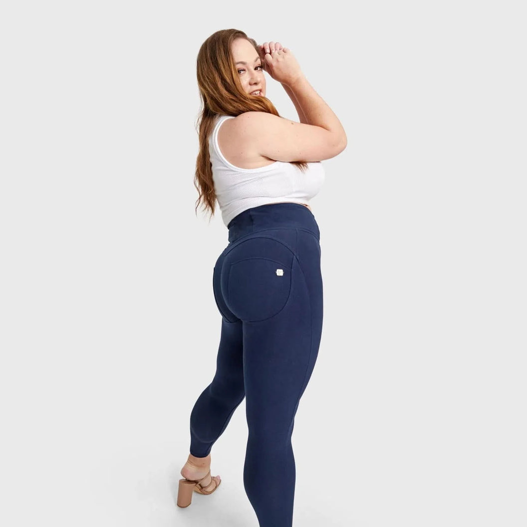 WRUP Curvy Fashion - Zip High Waisted - 7/8 Length - Navy Blue
