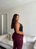 WRUP Curvy Fashion - Zip High Waisted - Full Length - Burgundy