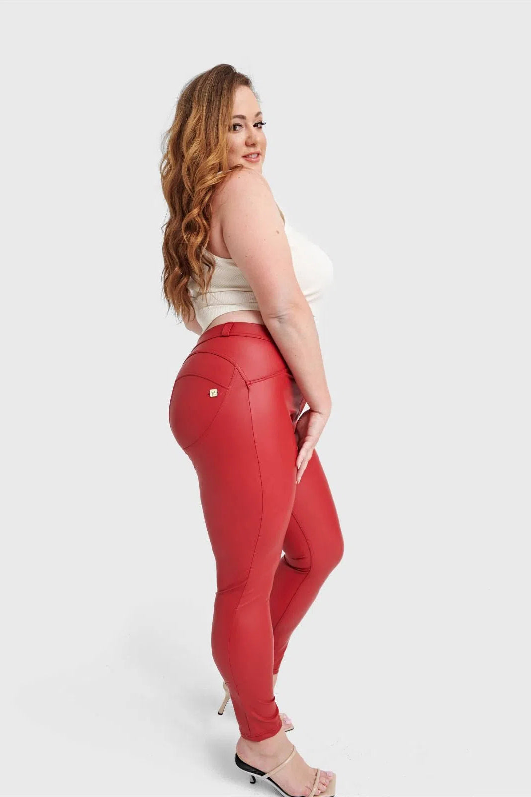 WRUP Curvy Faux Leather - High Waisted - Full Length - Red 3