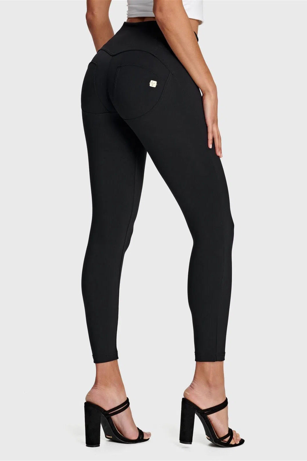 WRUP Diwo Pro Classic - High Waisted - 7/8 Length - Black 2