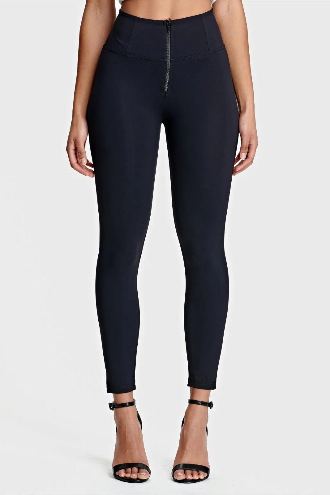WRUP Diwo Pro - High Waisted - 7/8 Length - Black 2