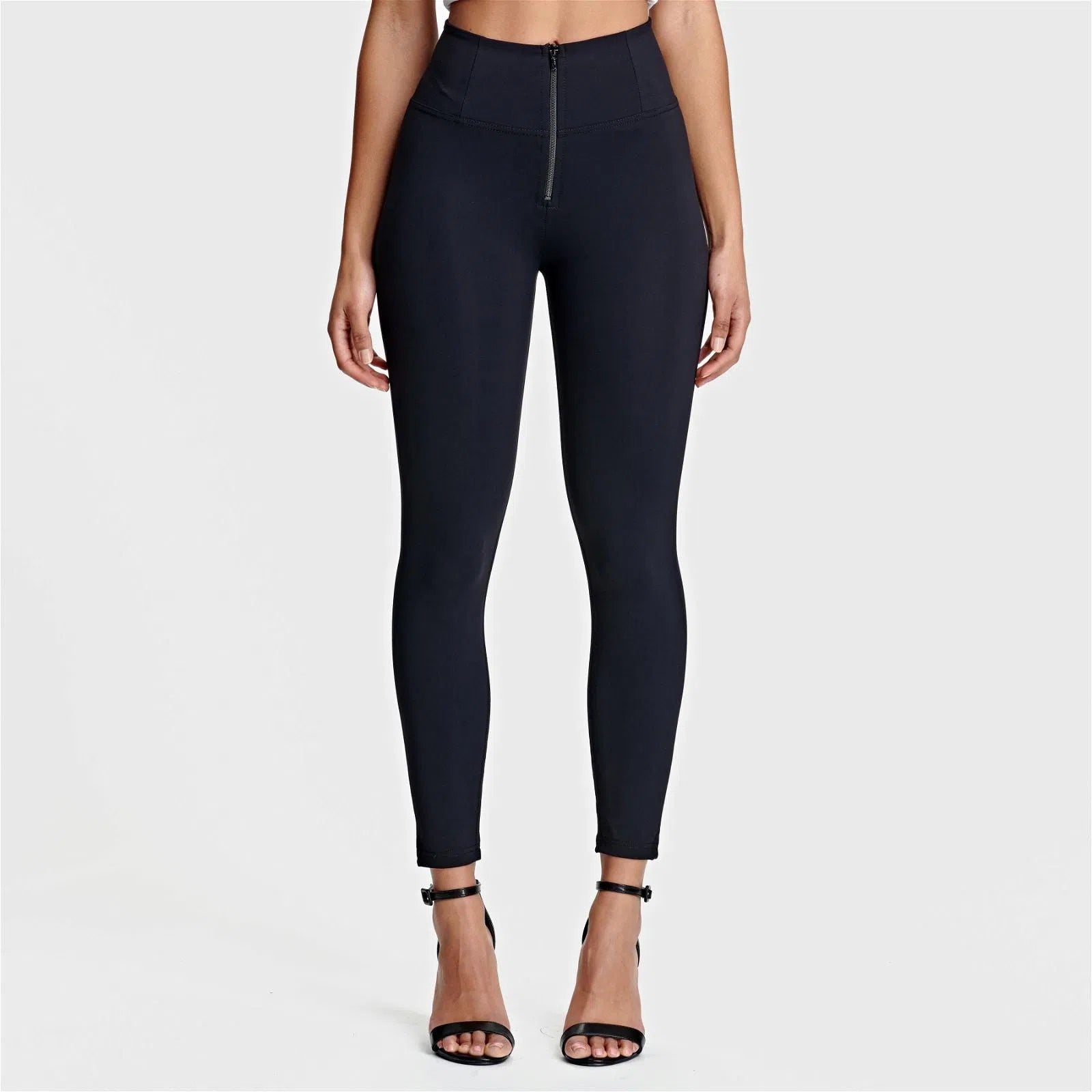 WRUP Diwo Pro - High Waisted - 7/8 Length - Black 2