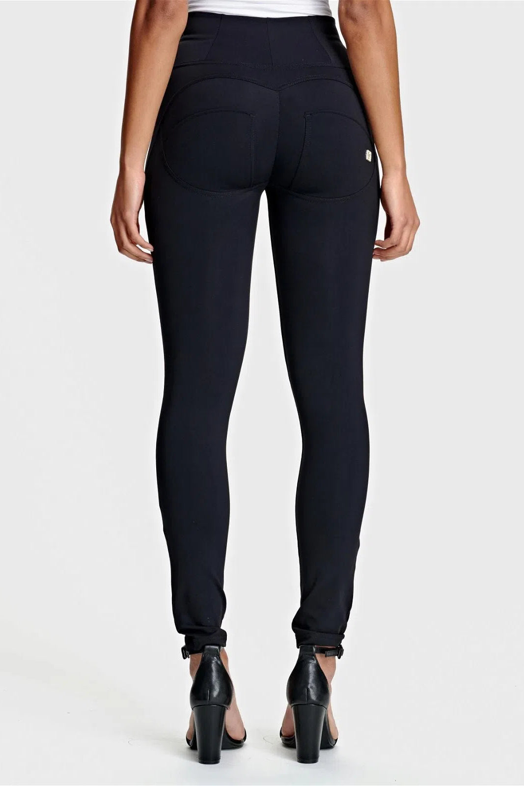 WRUP Diwo Pro - High Waisted - Full Length - Black 3