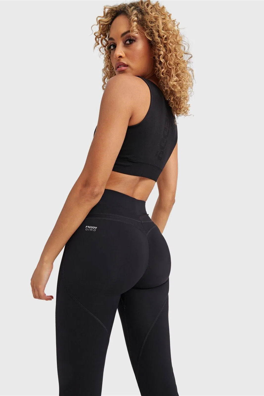 WR.UP® Diwo® Pro Sport - High Waisted - 7/8 Length - Black 1