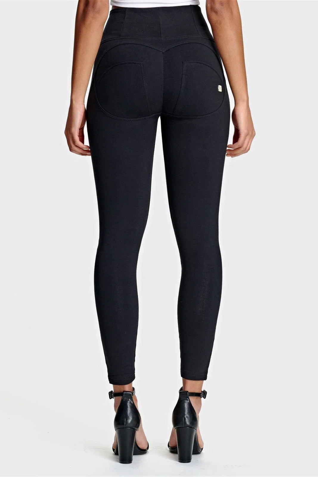 WRUP Fashion - High Waisted - 7/8 Length - Black 3