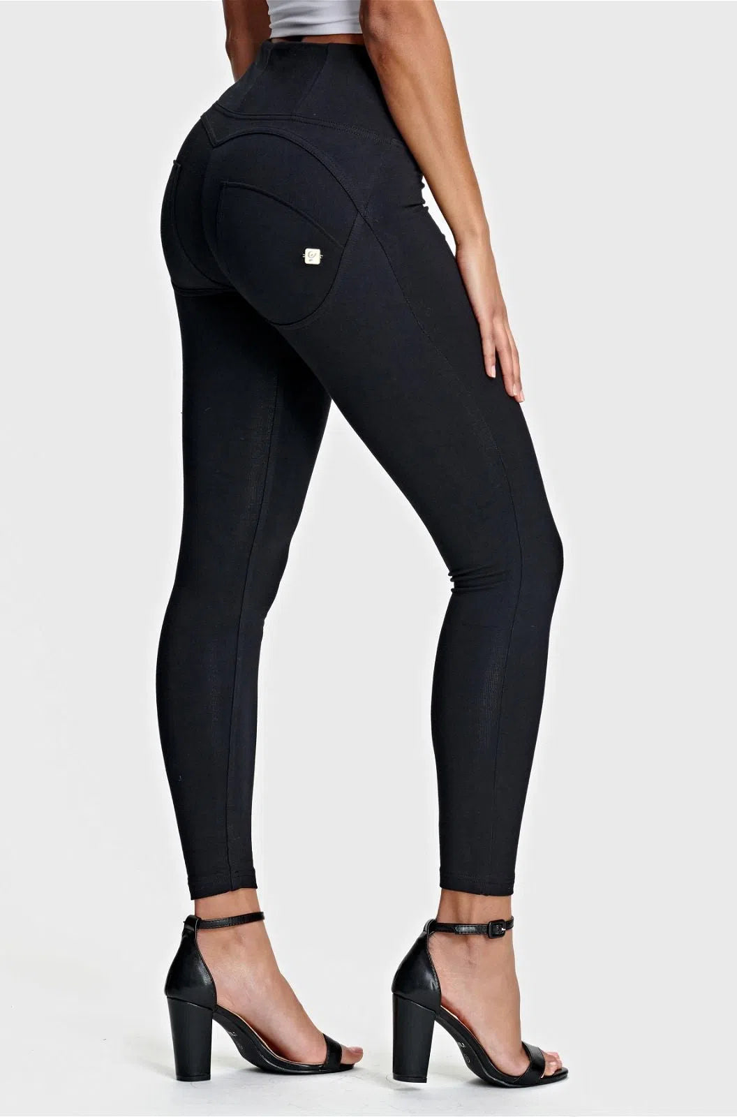 WRUP Fashion - High Waisted - 7/8 Length - Black