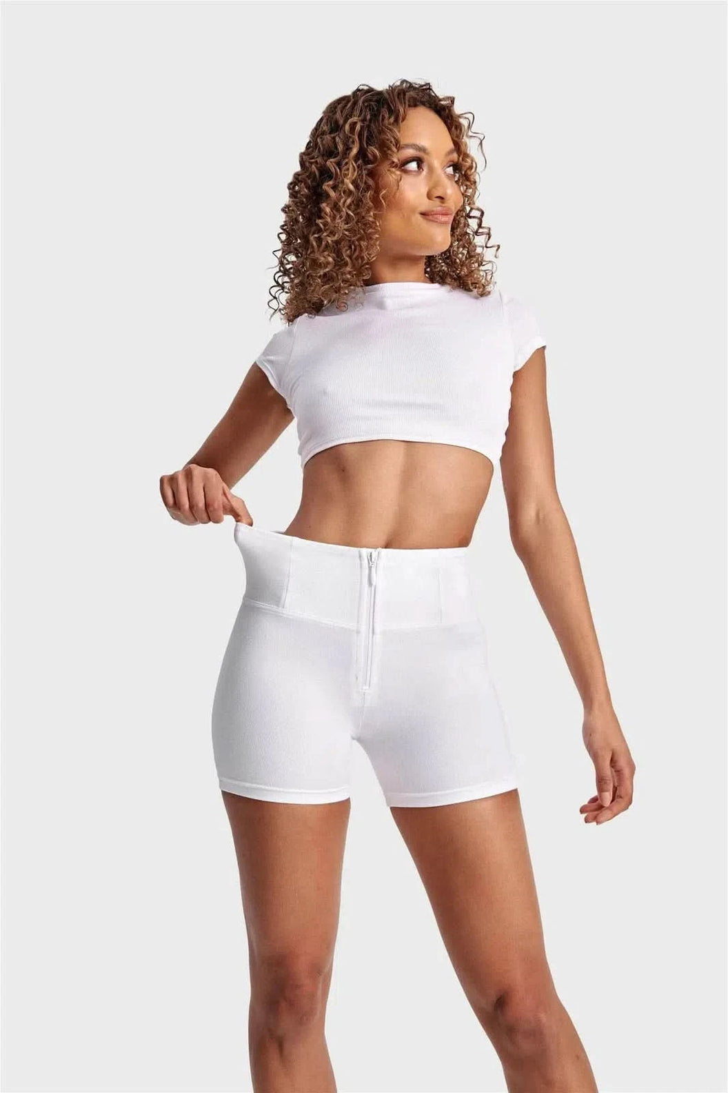 WRUP Fashion - High Waisted - Shorts - White