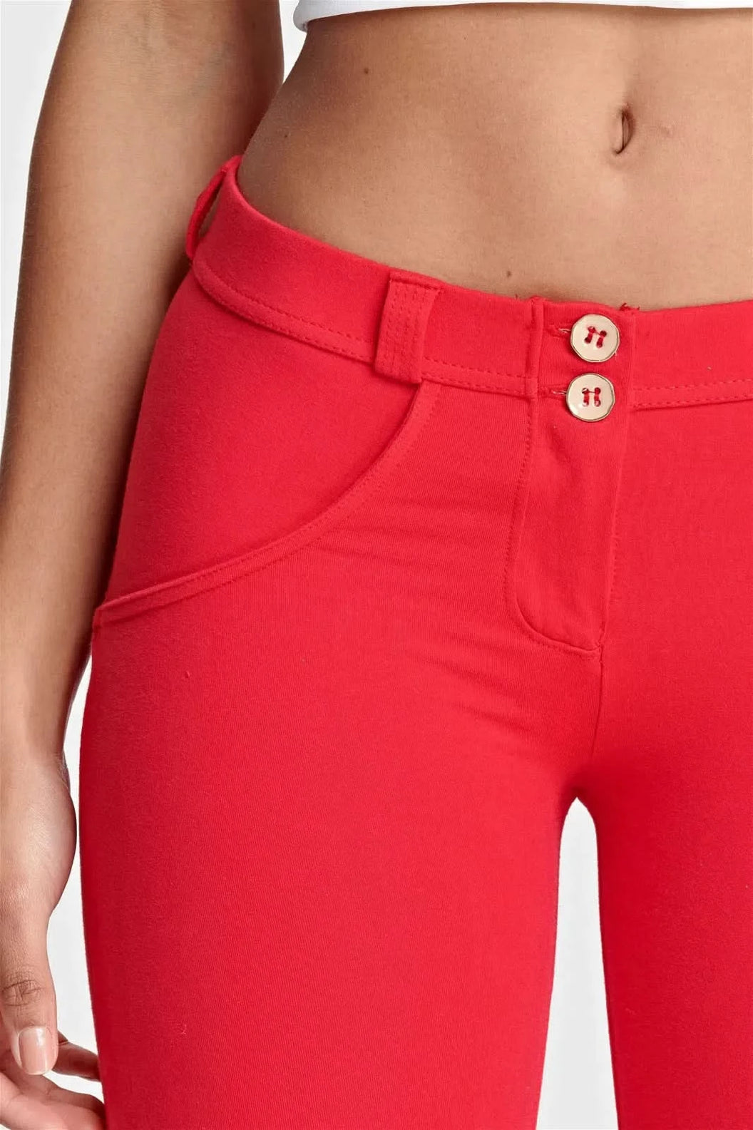 WRUP Fashion - Mid Rise - 7/8 Length - Red