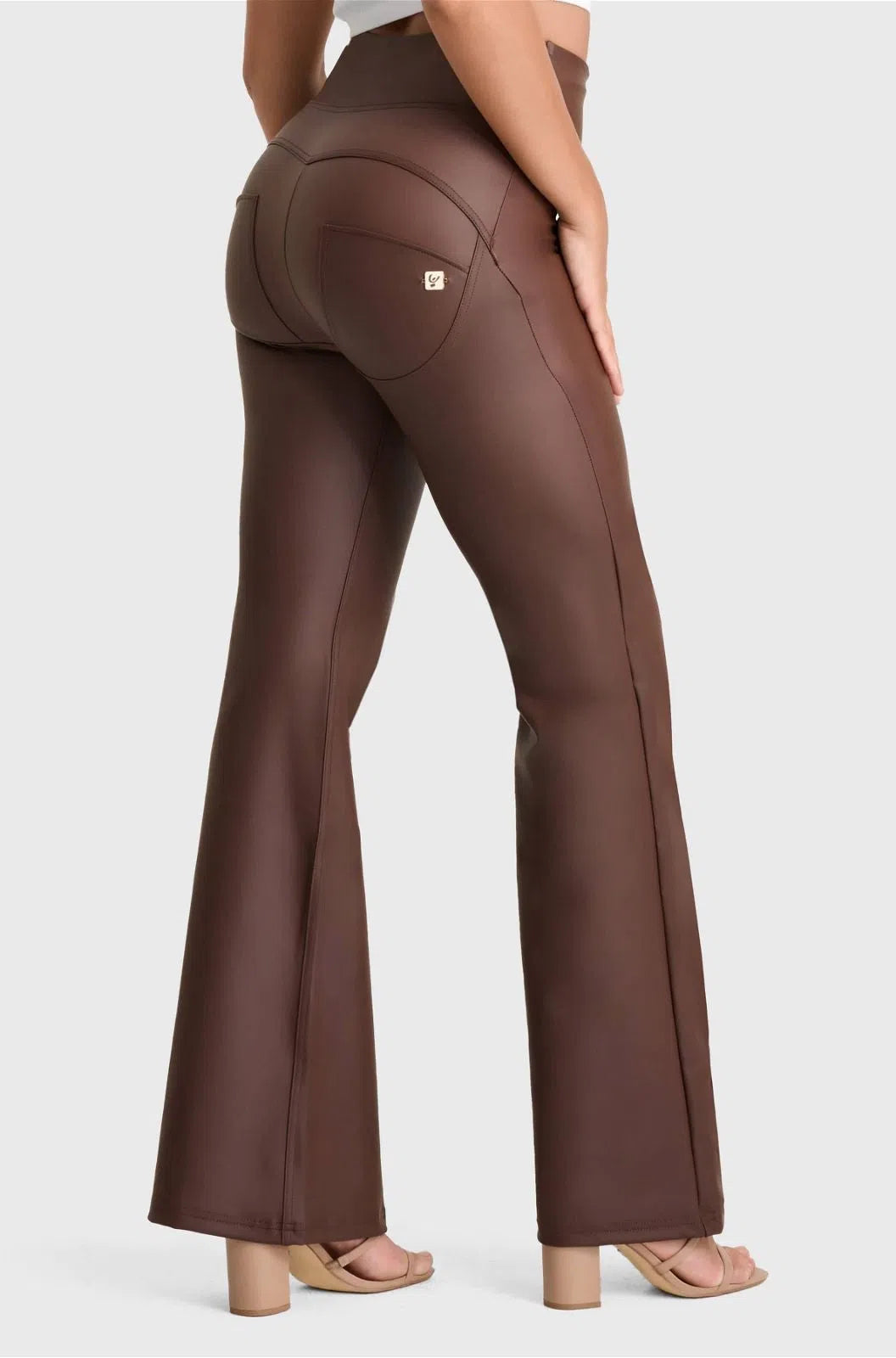 WRUP Faux Leather - Super High Waisted - Super Flare - Chocolate
