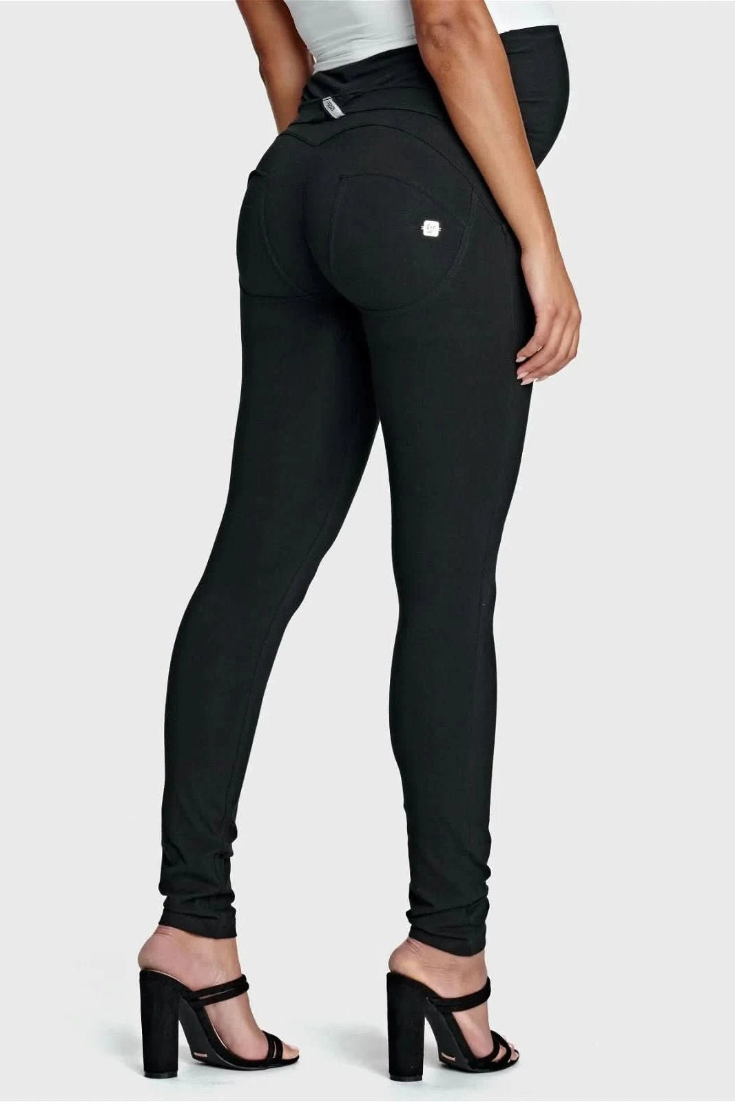 WRUP Maternity Fashion - Full Length - Black 1