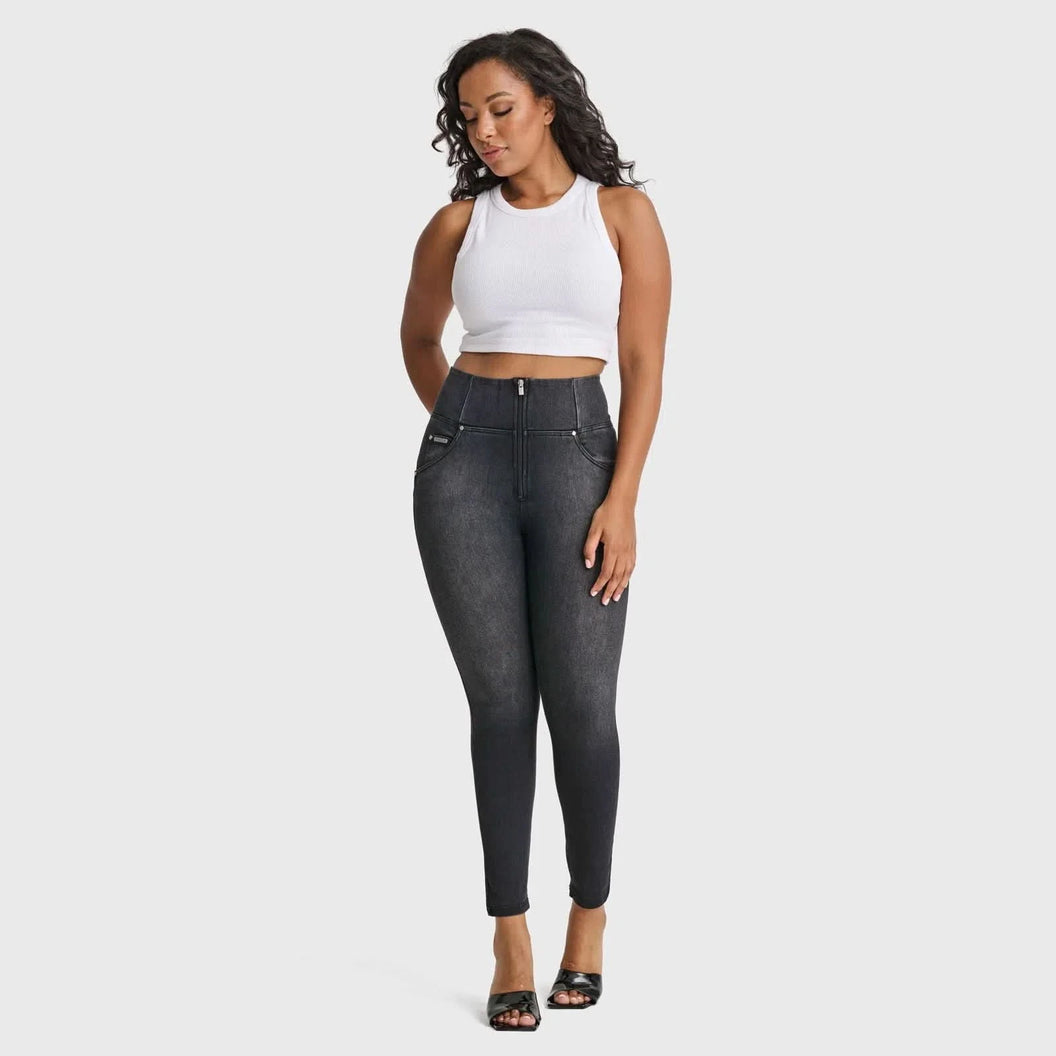 WRUP SNUG Curvy Jeans - High Waisted - Full Length - Black + Black Stitching