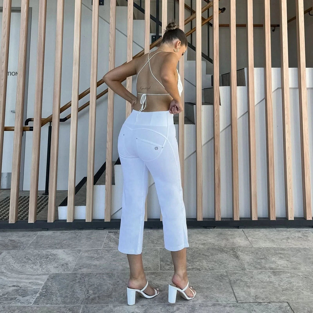 WRUP SNUG Jeans - High Waisted - Cropped - White