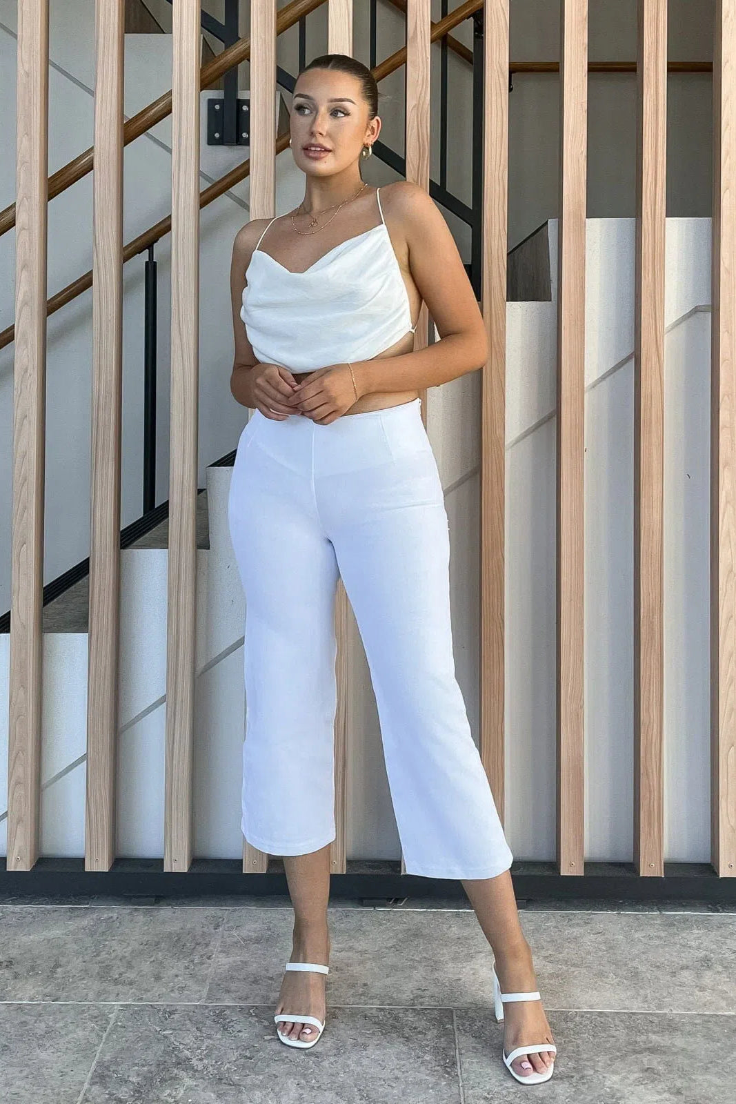 WRUP SNUG Jeans - High Waisted - Cropped - White 1