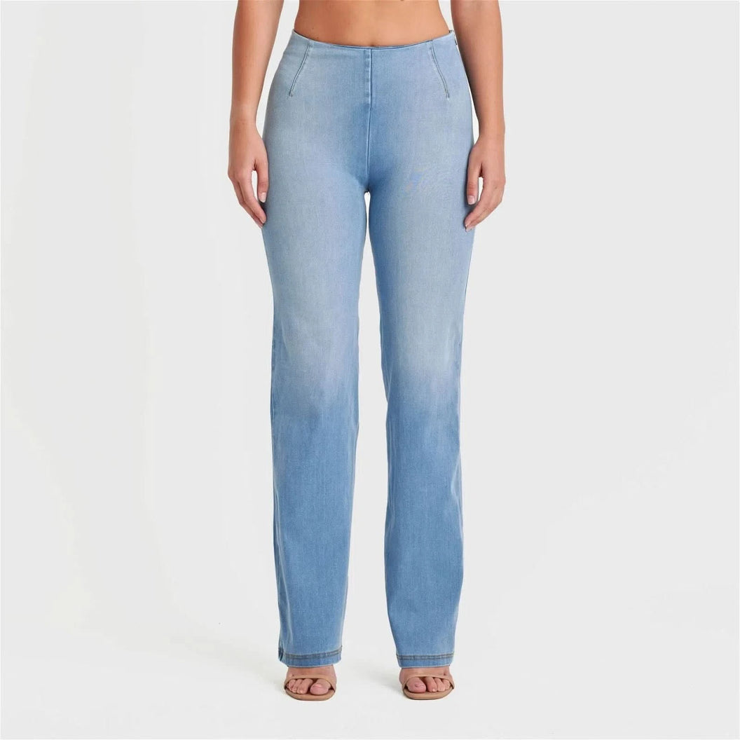 WRUP SNUG Jeans - High Waisted - Flare - Light Blue + Yellow Stitching