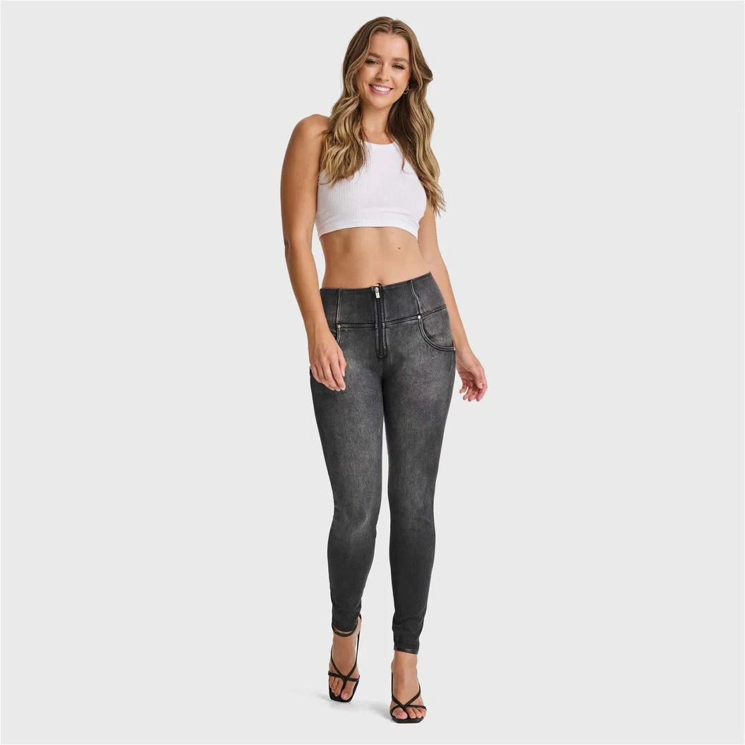 WRUP SNUG Jeans - High Waisted - Full Length - Black + Black Stitching
