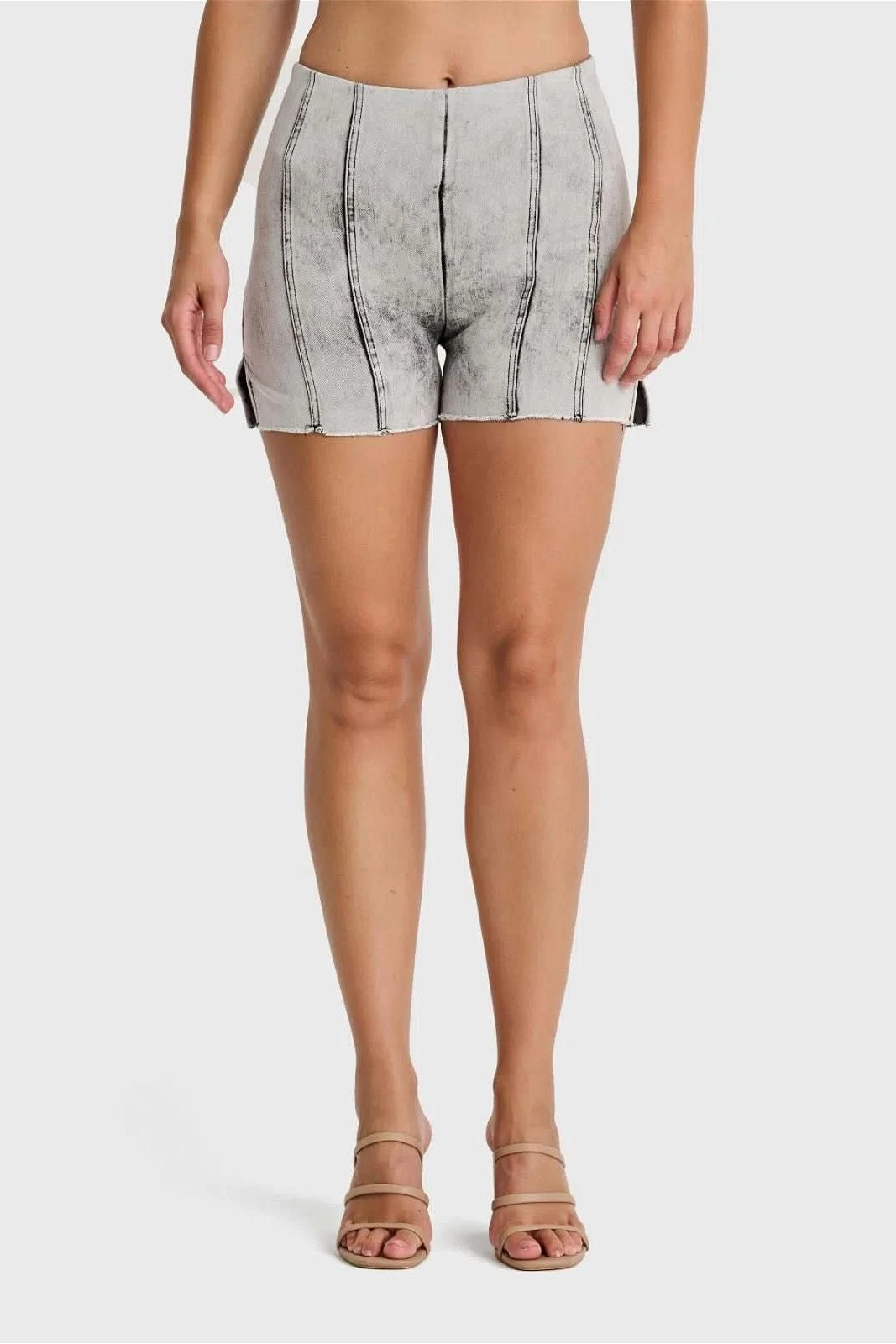 WRUP SNUG Jeans Limited Edition - High Waisted - Shorts - Grey + Black Stitching 2