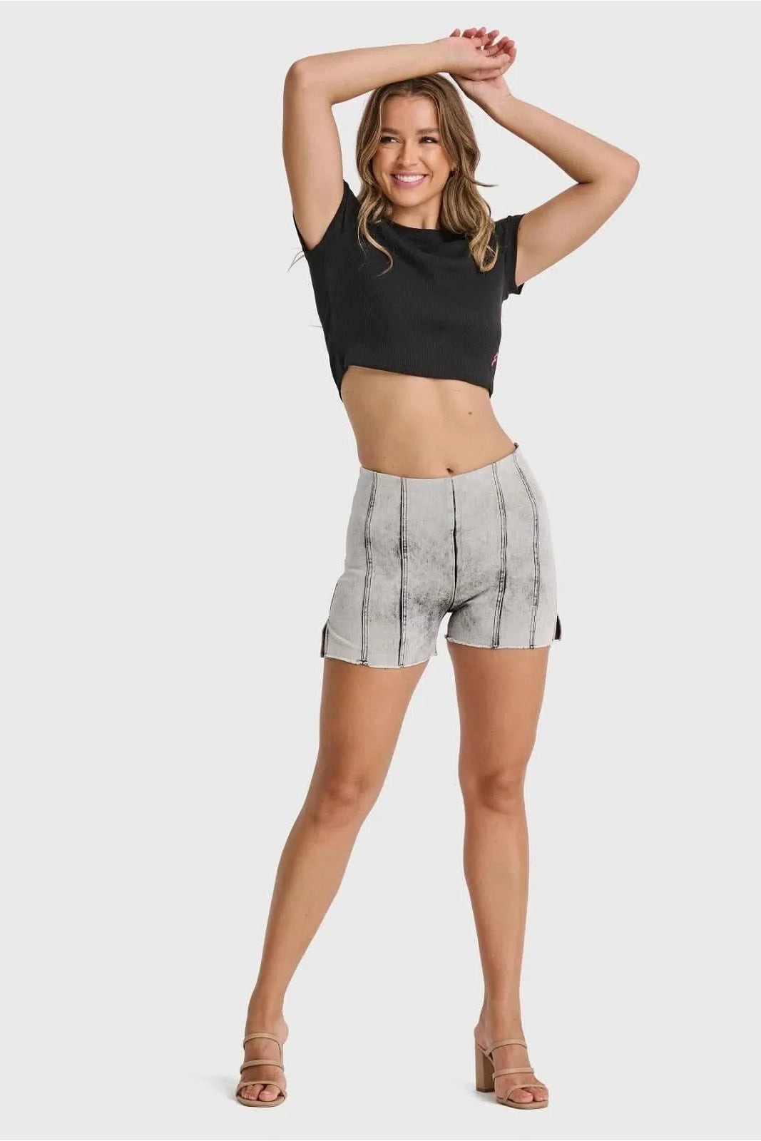 WRUP SNUG Jeans Limited Edition - High Waisted - Shorts - Grey + Black Stitching 3