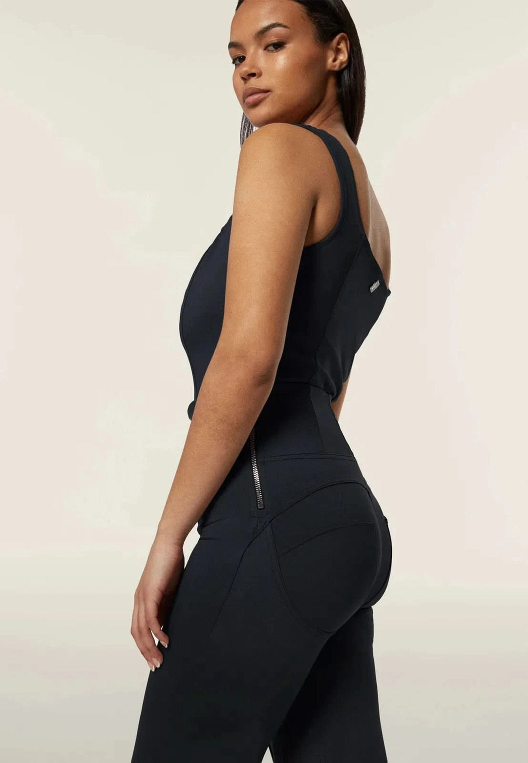 WRUP DIWO Boss Wear - High Waisted - Wide Leg - Black