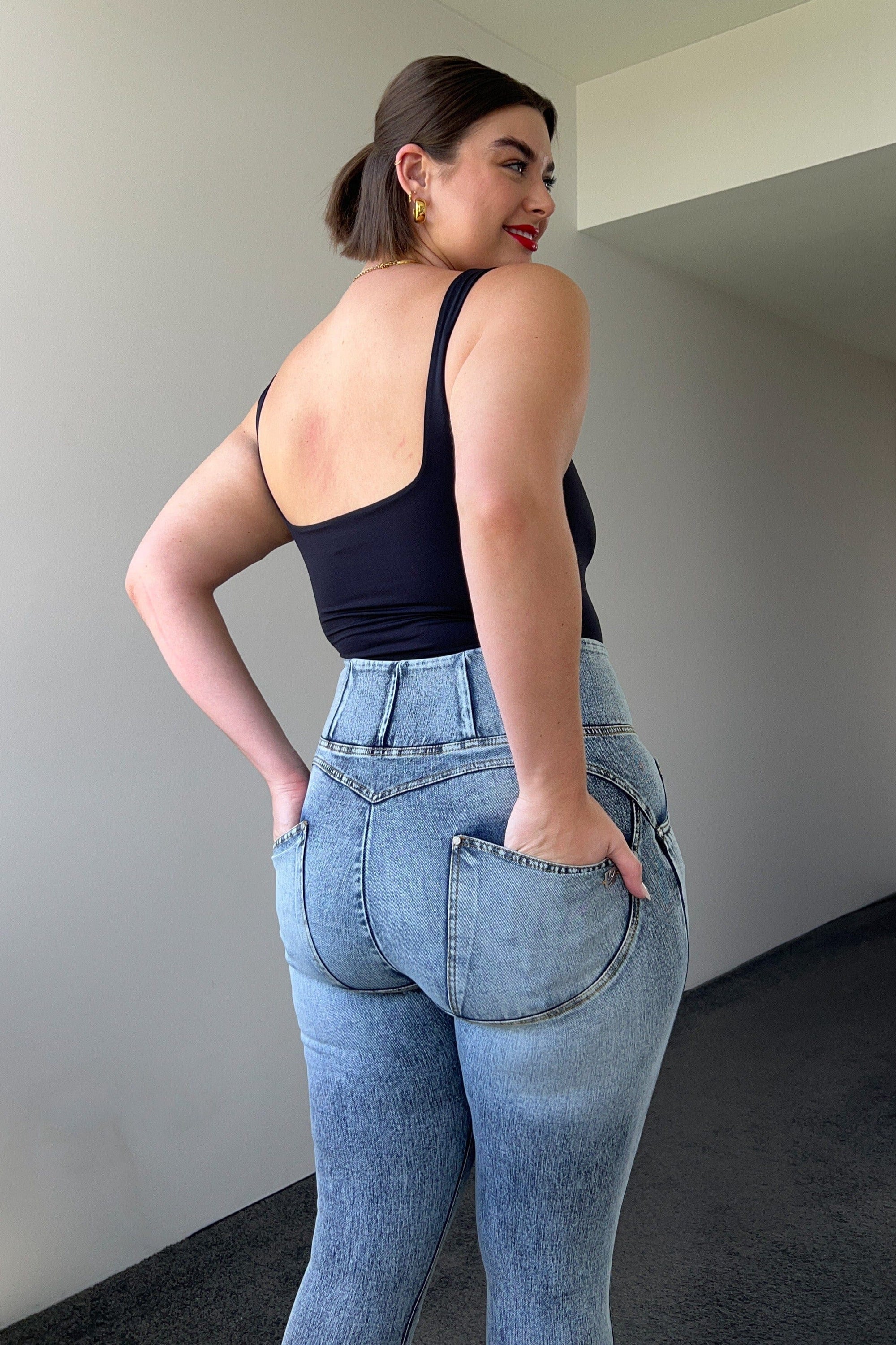 WR.UP® Snug Curvy Ripped Jeans - High Waisted - Full Length - Blue Stonewash + Yellow Stitching 5